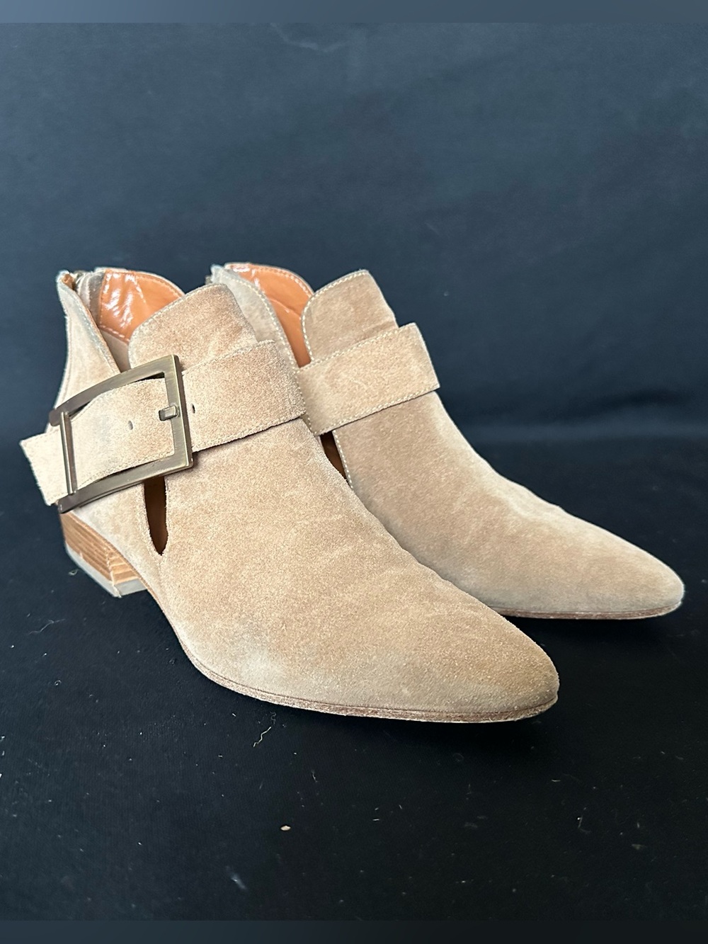 Aquatalia Filomena Sand Shoes Tan Suede Buckle Cutout Ankle Boots